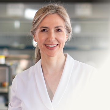 Laura Dowling, founder of fabÜ